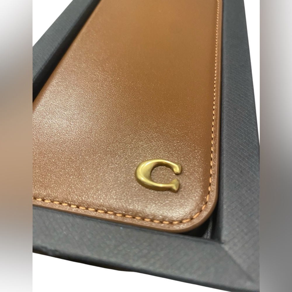 Coach 2024 Iphone Pro Folio Phone Case - Picture 8 of 12